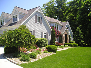 Landscapers and Lawncare Services in Senatobia, MS